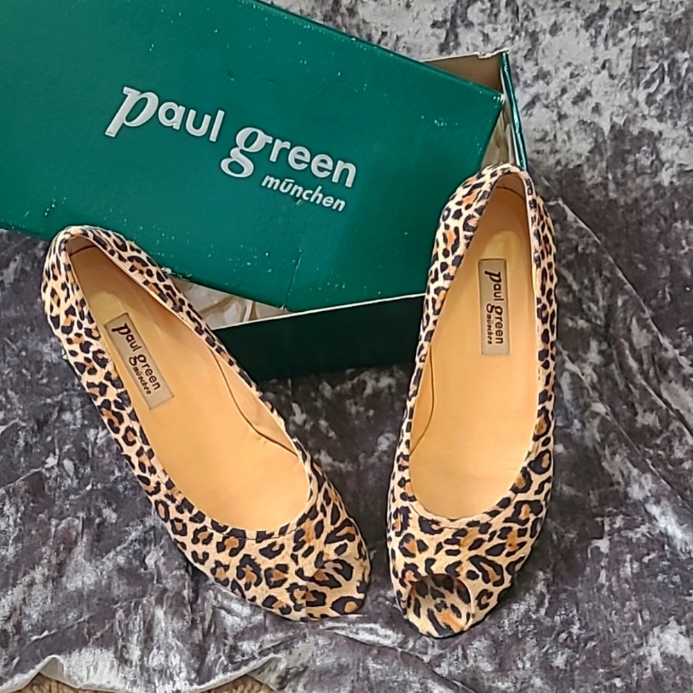 Paul Green Leopard Print Peep Toe
